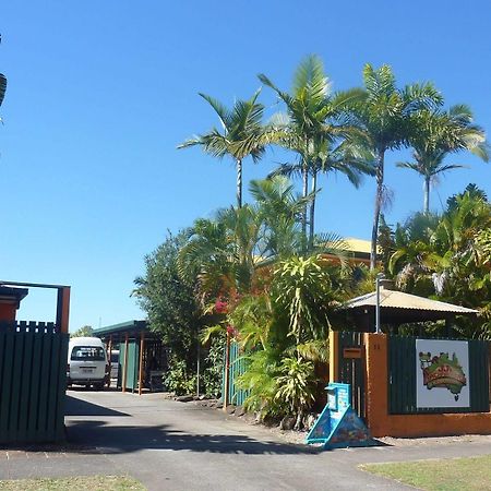 Jjs Backpackers Hostel Cairns Extérieur photo