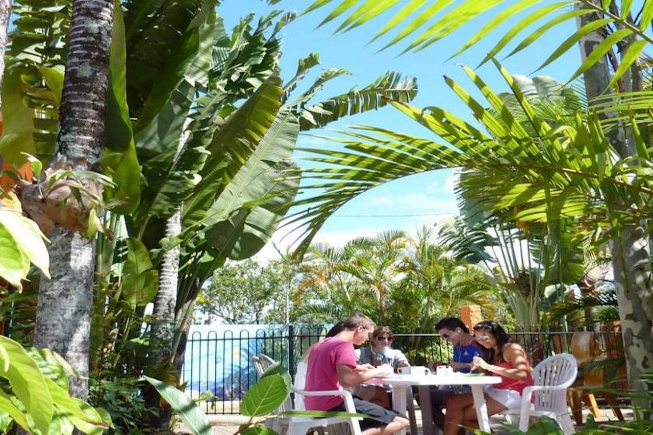Jjs Backpackers Hostel Cairns Extérieur photo