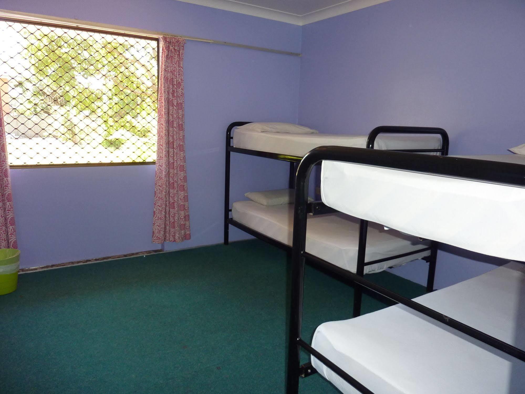 Jjs Backpackers Hostel Cairns Extérieur photo