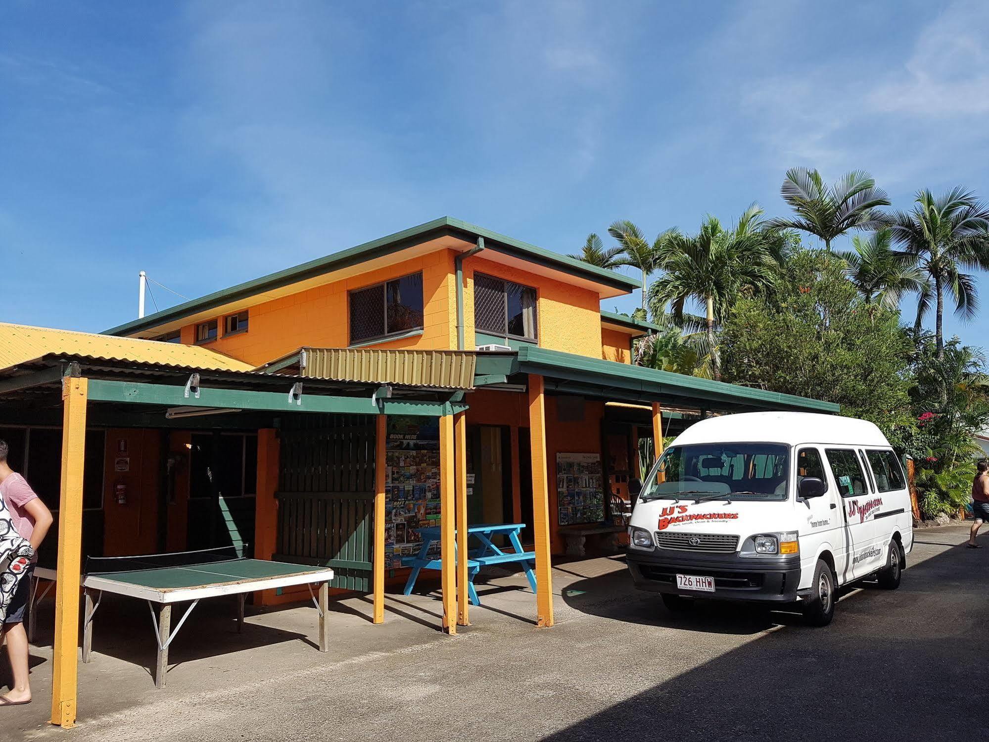 Jjs Backpackers Hostel Cairns Extérieur photo