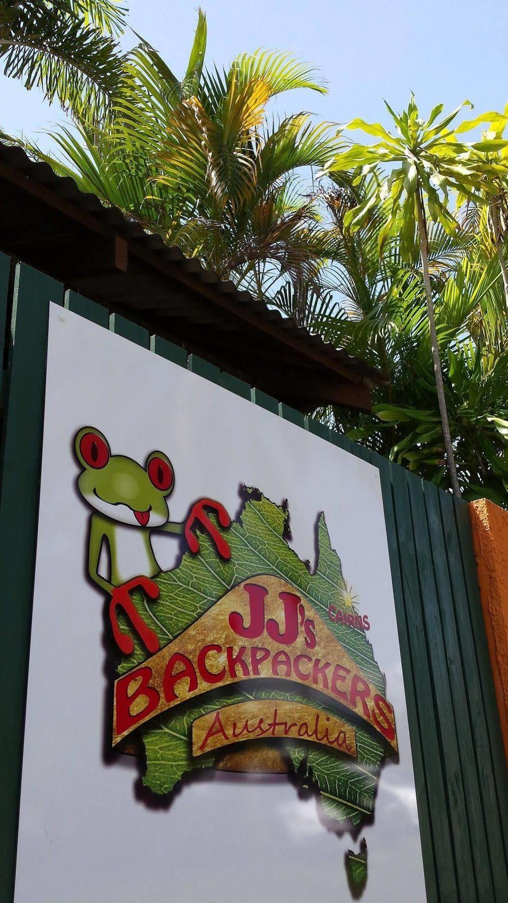 Jjs Backpackers Hostel Cairns Extérieur photo