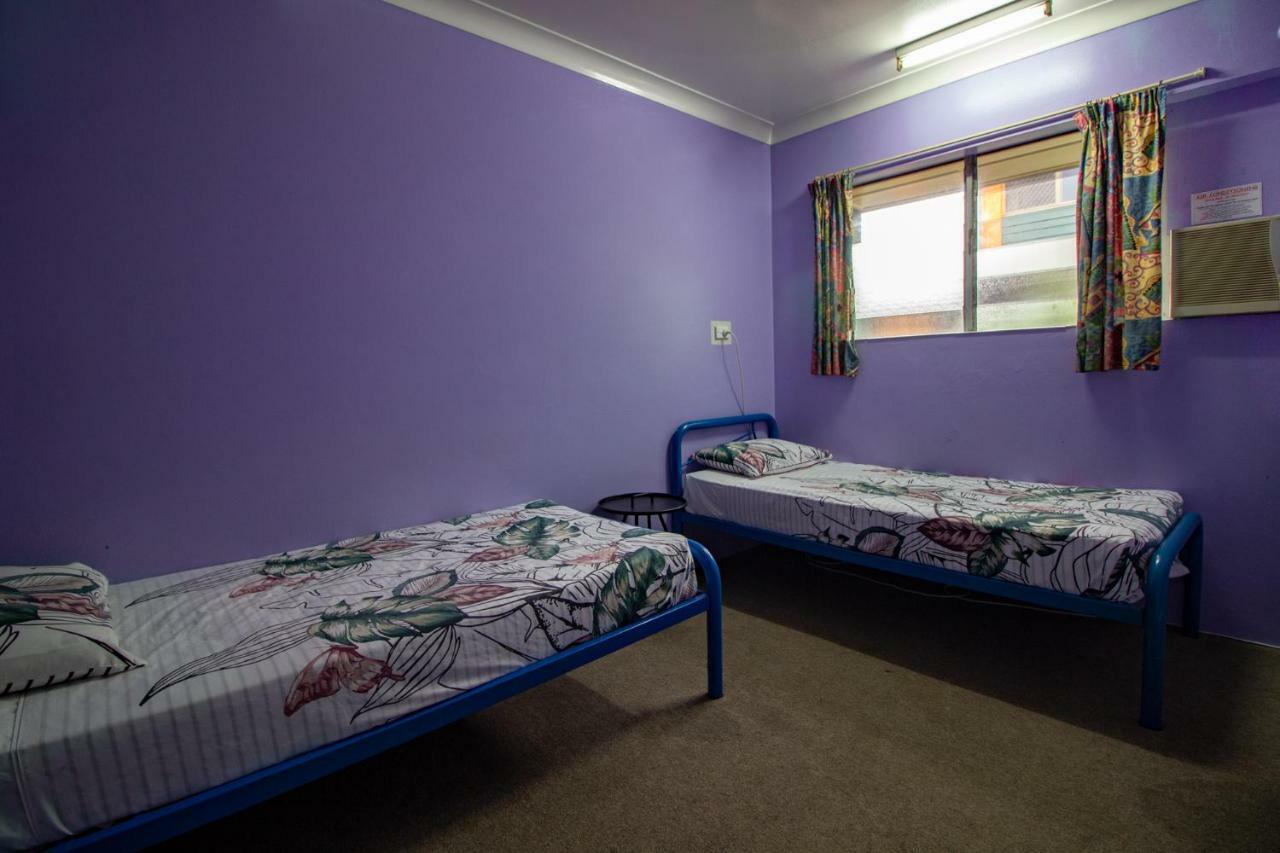 Jjs Backpackers Hostel Cairns Extérieur photo