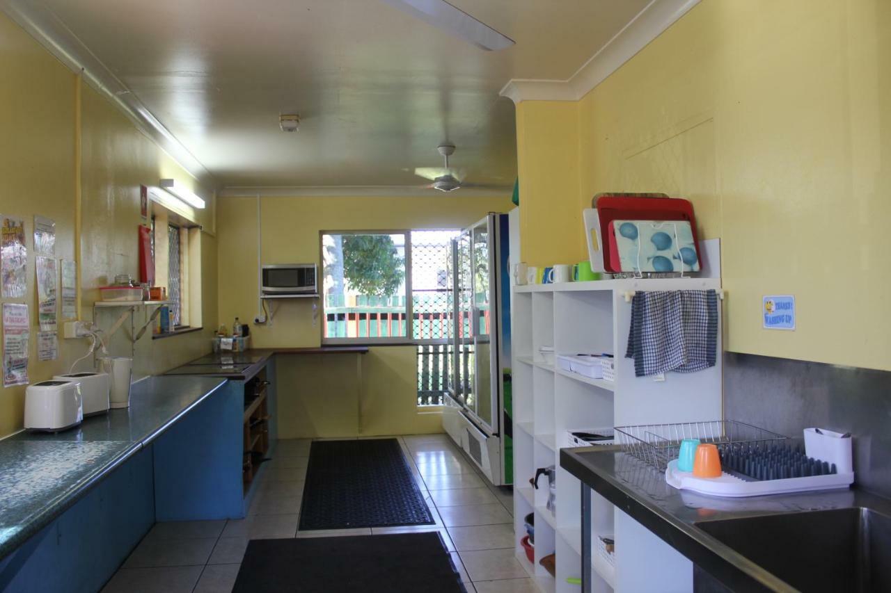 Jjs Backpackers Hostel Cairns Extérieur photo